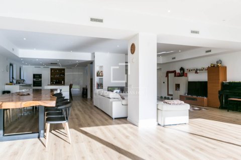 4 chambres villa à vendre à Gava, Barcelona, Catalonia, Spain № 3723 - photo 5