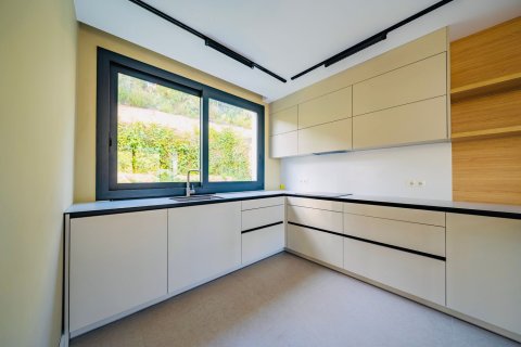 3 bedrooms house for sale in Lloret de Mar, Girona, Catalonia, Spain № 7199 - photo 13
