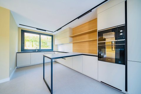 3 bedrooms house for sale in Lloret de Mar, Girona, Catalonia, Spain № 7199 - photo 11