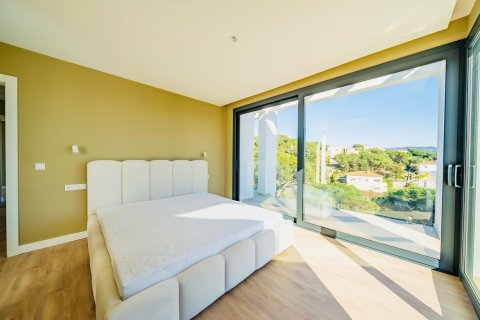 3 bedrooms house for sale in Lloret de Mar, Girona, Catalonia, Spain № 7199 - photo 20