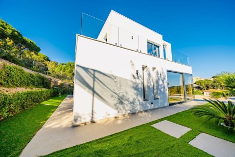 3 bedrooms house for sale in Lloret de Mar, Girona, Catalonia, Spain № 7199 - photo 23