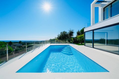 3 bedrooms house for sale in Lloret de Mar, Girona, Catalonia, Spain № 7199 - photo 5