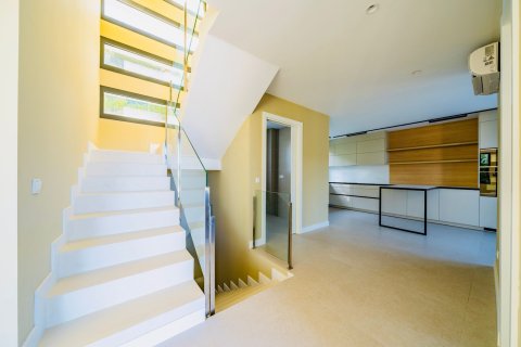 3 bedrooms house for sale in Lloret de Mar, Girona, Catalonia, Spain № 7199 - photo 3