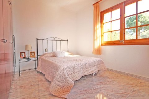 Сasa de 4 dormitorios en venta en Lloret de Mar, Gerona, Cataluña, Spain № 7198 - foto 17