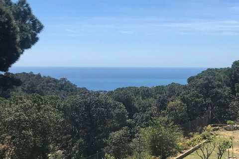 Сasa de 4 dormitorios en venta en Lloret de Mar, Gerona, Cataluña, Spain № 7198 - foto 7