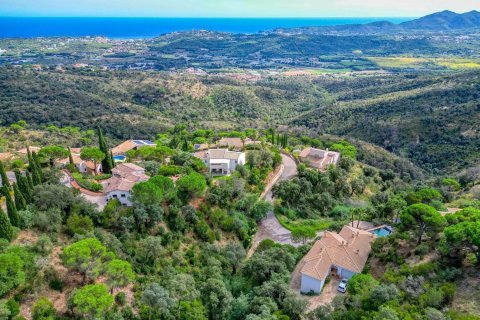 5 bedrooms house for sale in Platja D'aro, Girona, Catalonia, Spain № 7201 - photo 27