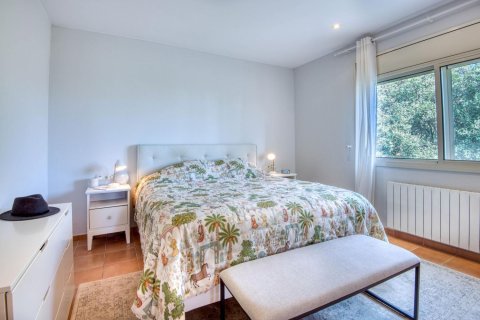 5 bedrooms house for sale in Platja D'aro, Girona, Catalonia, Spain № 7201 - photo 3