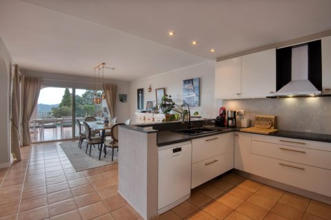 5 bedrooms house for sale in Platja D'aro, Girona, Catalonia, Spain № 7201 - photo 9