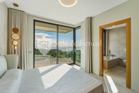 3 bedrooms house for sale in Lloret de Mar, Girona, Catalonia, Spain № 7149 - photo 11