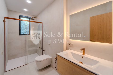 3 bedrooms house for sale in Lloret de Mar, Girona, Catalonia, Spain № 7149 - photo 27