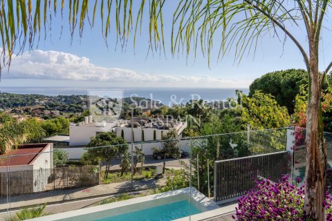 3 bedrooms house for sale in Lloret de Mar, Girona, Catalonia, Spain № 7149