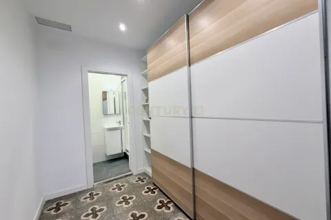 Купить квартиру в Барселона, Испания с 2 спальни, 99.17м², № 7152 - фото 9