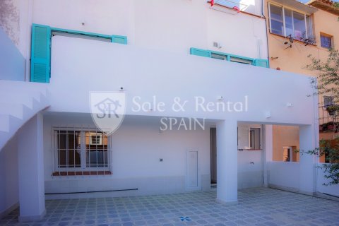 2 bedrooms house for sale in Sant Feliu de Guixols, Girona, Catalonia, Spain № 7150 - photo 2