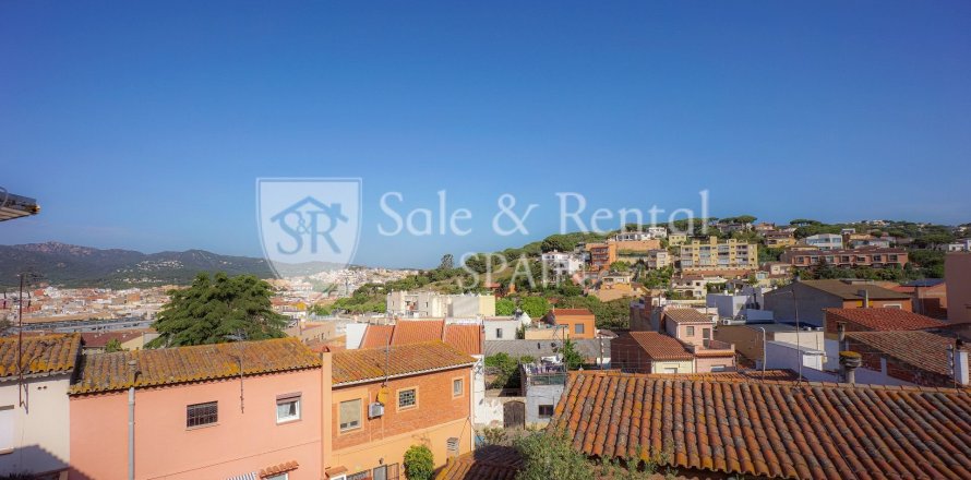 2 bedrooms house for sale in Sant Feliu de Guixols, Girona, Catalonia, Spain № 7150