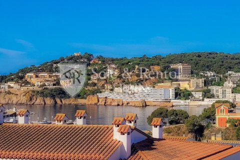 4 bedrooms house for sale in Sant Feliu de Guixols, Girona, Catalonia, Spain № 7148 - photo 5