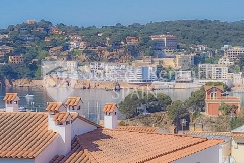 4 bedrooms house for sale in Sant Feliu de Guixols, Girona, Catalonia, Spain № 7148 - photo 8