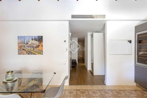 Apartamento de 3 dormitorios en venta en Eixample, Barcelona, Cataluña, Spain № 2766 - foto 7