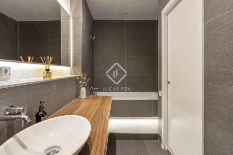 Купить квартиру в Эшампле, Испания с 3 спальни, 146м², № 2767 - фото 15