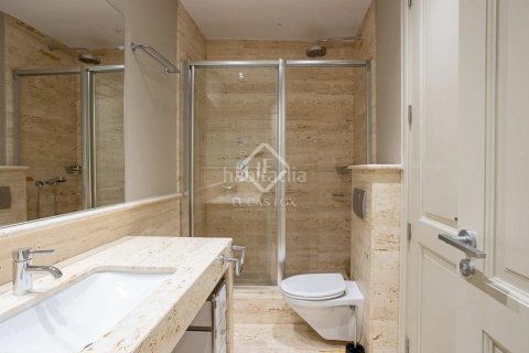 Купить квартиру в Эшампле, Испания с 4 спальни, 196м², № 2769 - фото 22