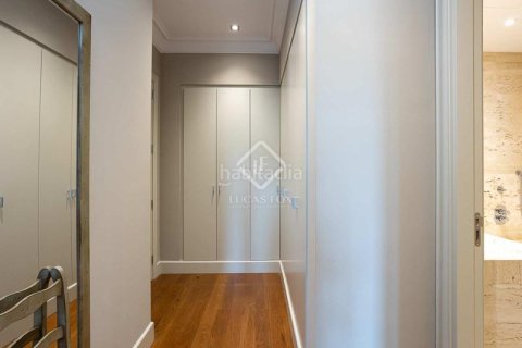 Купить квартиру в Эшампле, Испания с 4 спальни, 196м², № 2769 - фото 30