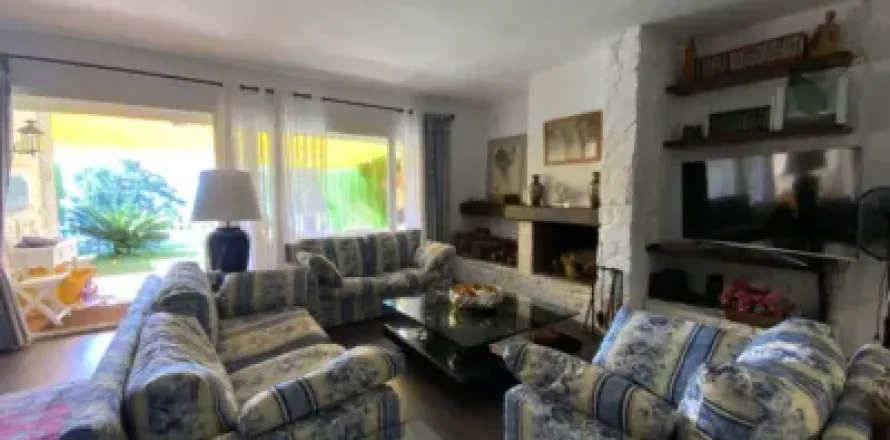 Дом с 3 спальнями в Сан-Андреу-де-Льяванересе, Барселона, Каталония, Испания № 2770