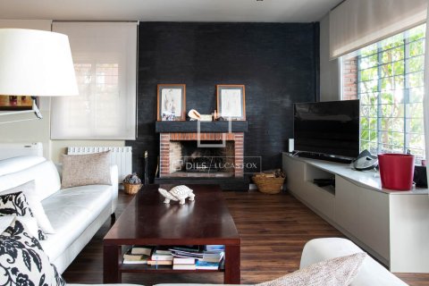 6 chambres villa à vendre à Teia, Barcelona, Catalonia, Spain № 4029 - photo 8