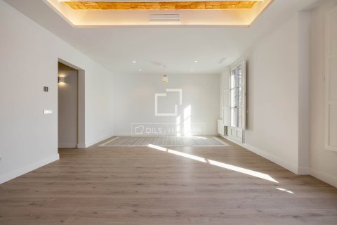 3 chambres apartment à vendre à Barcelona, Catalonia, Spain № 4032 - photo 6