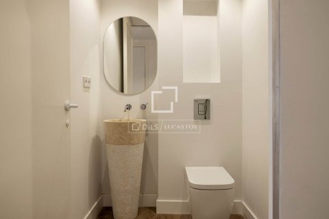 3 chambres apartment à vendre à Barcelona, Catalonia, Spain № 4032 - photo 15