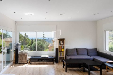 4 chambres villa à vendre à Cabrils, Barcelona, Catalonia, Spain № 4466 - photo 12