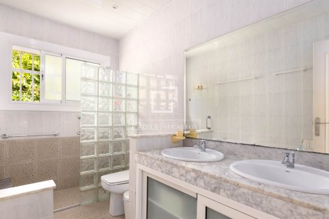 4 chambres villa à vendre à Cabrils, Barcelona, Catalonia, Spain № 4466 - photo 25