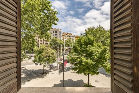 5 chambres apartment à vendre à Barcelona, Catalonia, Spain № 4465 - photo 5