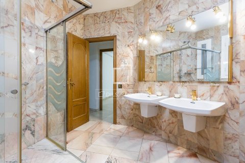 5 chambres apartment à vendre à Barcelona, Catalonia, Spain № 4465 - photo 9