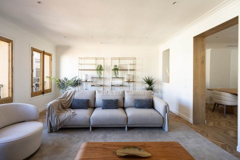 3 chambres apartment à vendre à Barcelona, Catalonia, Spain № 4125 - photo 4