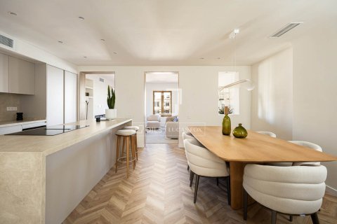 3 chambres apartment à vendre à Barcelona, Catalonia, Spain № 4125 - photo 2