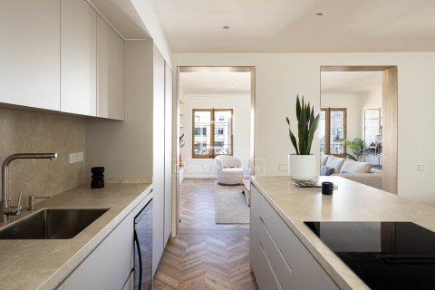 3 chambres apartment à vendre à Barcelona, Catalonia, Spain № 4125 - photo 7