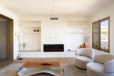 3 chambres apartment à vendre à Barcelona, Catalonia, Spain № 4125 - photo 3