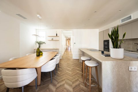 3 chambres apartment à vendre à Barcelona, Catalonia, Spain № 4125 - photo 6