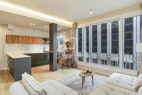 3 chambres apartment à vendre à Barcelona, Catalonia, Spain № 4126 - photo 2