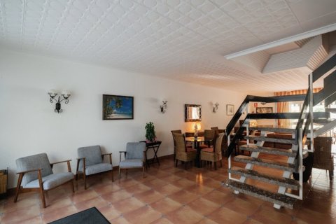 Купить коммерческую недвижимость в Барселона, Испания 800м², № 1447 - фото 8