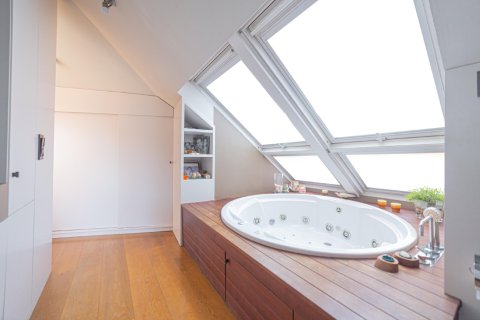 Купить квартиру в Барселона, Испания с 5 комнат, 205м², № 1451 - фото 26