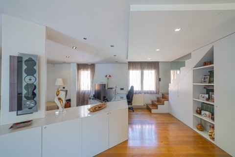 Купить квартиру в Барселона, Испания с 5 комнат, 205м², № 1451 - фото 23