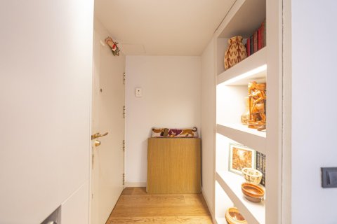 Купить квартиру в Барселона, Испания с 5 комнат, 205м², № 1451 - фото 5