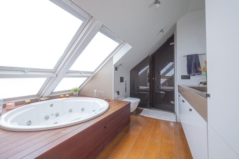 Купить квартиру в Барселона, Испания с 5 комнат, 205м², № 1451 - фото 27