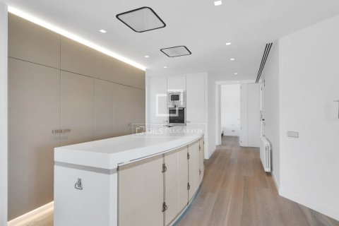 2 chambres penthouse à vendre à Barcelona, Catalonia, Spain № 3813 - photo 7