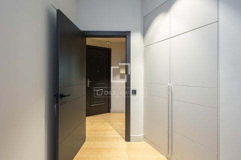 4 chambres apartment à vendre à Barcelona, Catalonia, Spain № 3815 - photo 26