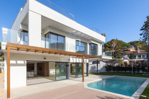 4 chambres villa à vendre à Vilassar de Dalt, Barcelona, Catalonia, Spain № 3812 - photo 5