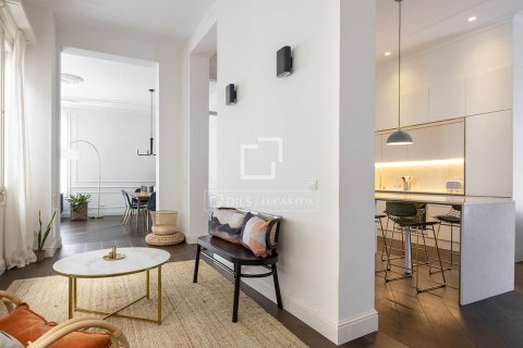 2 chambres apartment à vendre à Barcelona, Catalonia, Spain № 3811 - photo 9