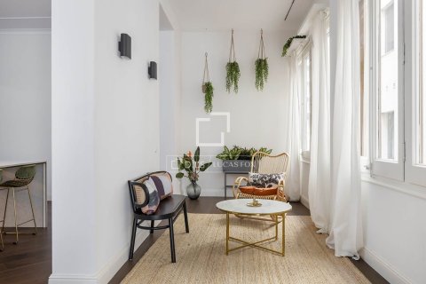 2 chambres apartment à vendre à Barcelona, Catalonia, Spain № 3811 - photo 7