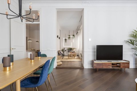 2 chambres apartment à vendre à Barcelona, Catalonia, Spain № 3811 - photo 6