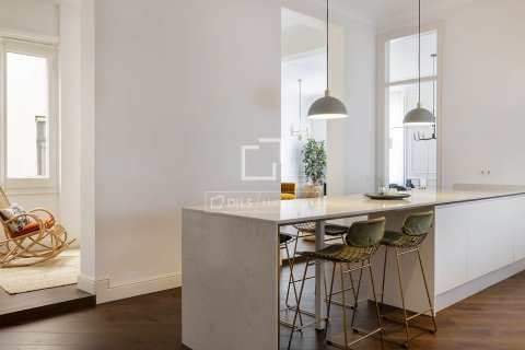 2 chambres apartment à vendre à Barcelona, Catalonia, Spain № 3811 - photo 10